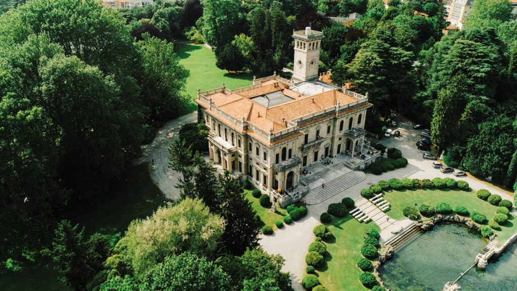 Romantic wedding video Villa Erba Lake Como