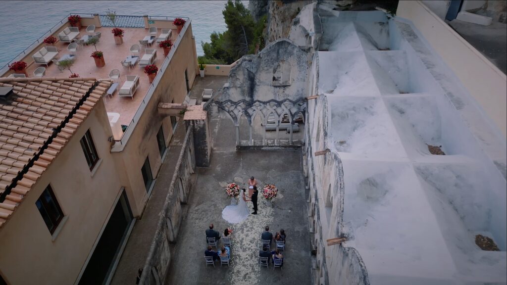 Wedding ceremony at the Cloister of Hotel Anantara in Amalfi